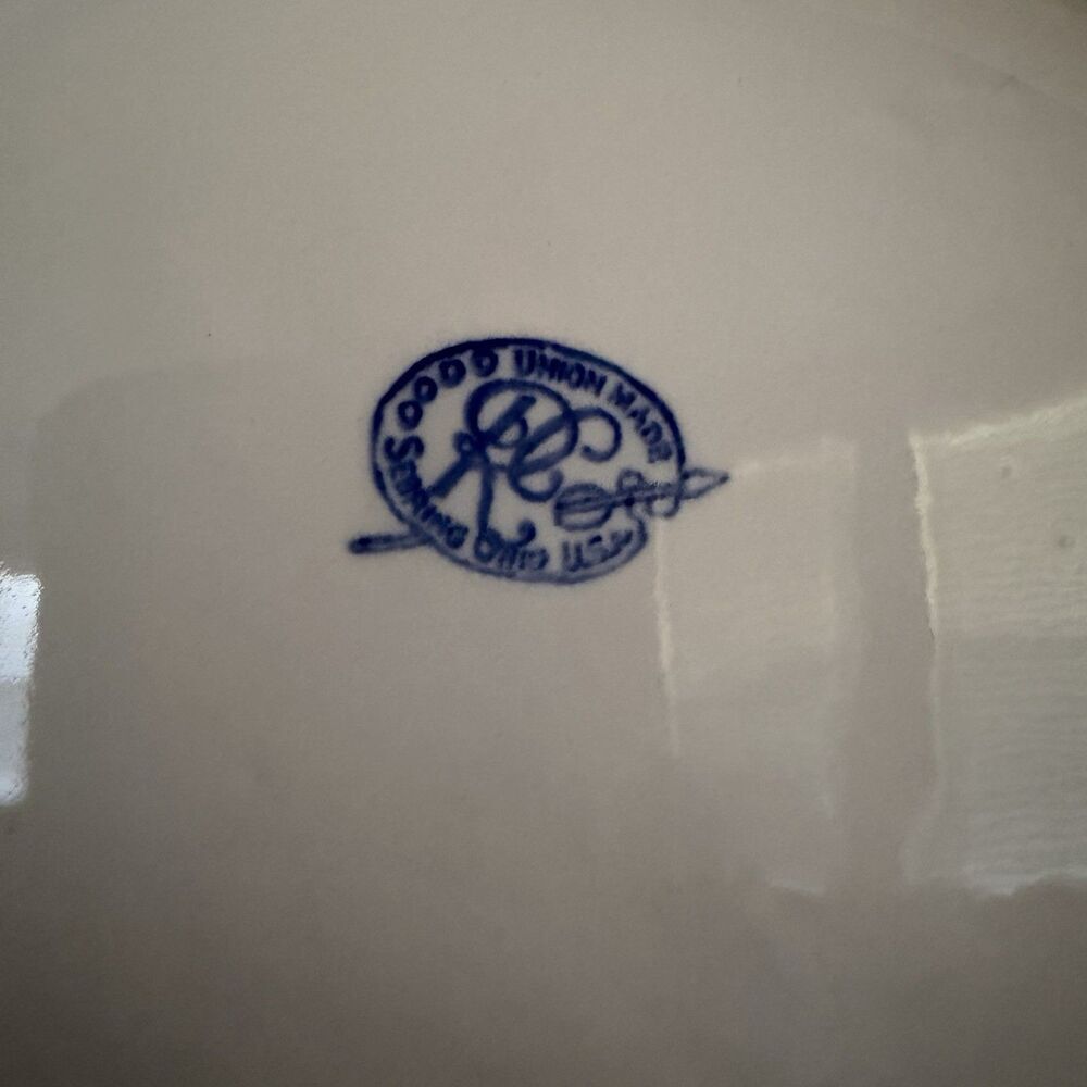 Willow Ware by Royal China 12 3/8" Serving Plate Chop Plate Very Good Condition - Picture 4 of 6
